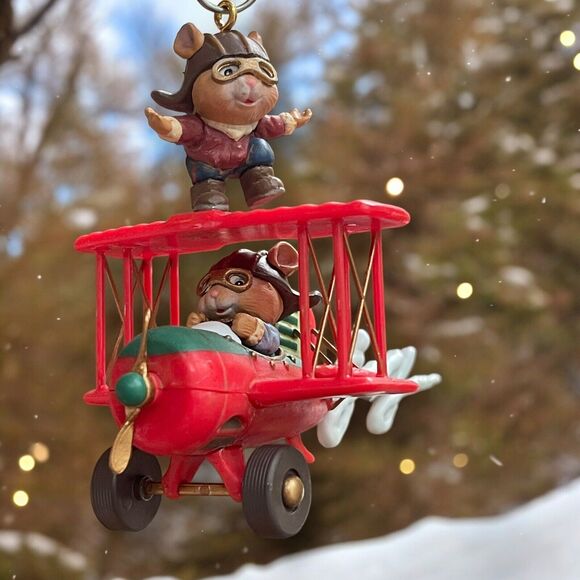 " Spreading Joy " 1993 NIB Mouse Plane Joy ENESCO Christmas Ornament Pilot Mice - Picture 2 of 8
